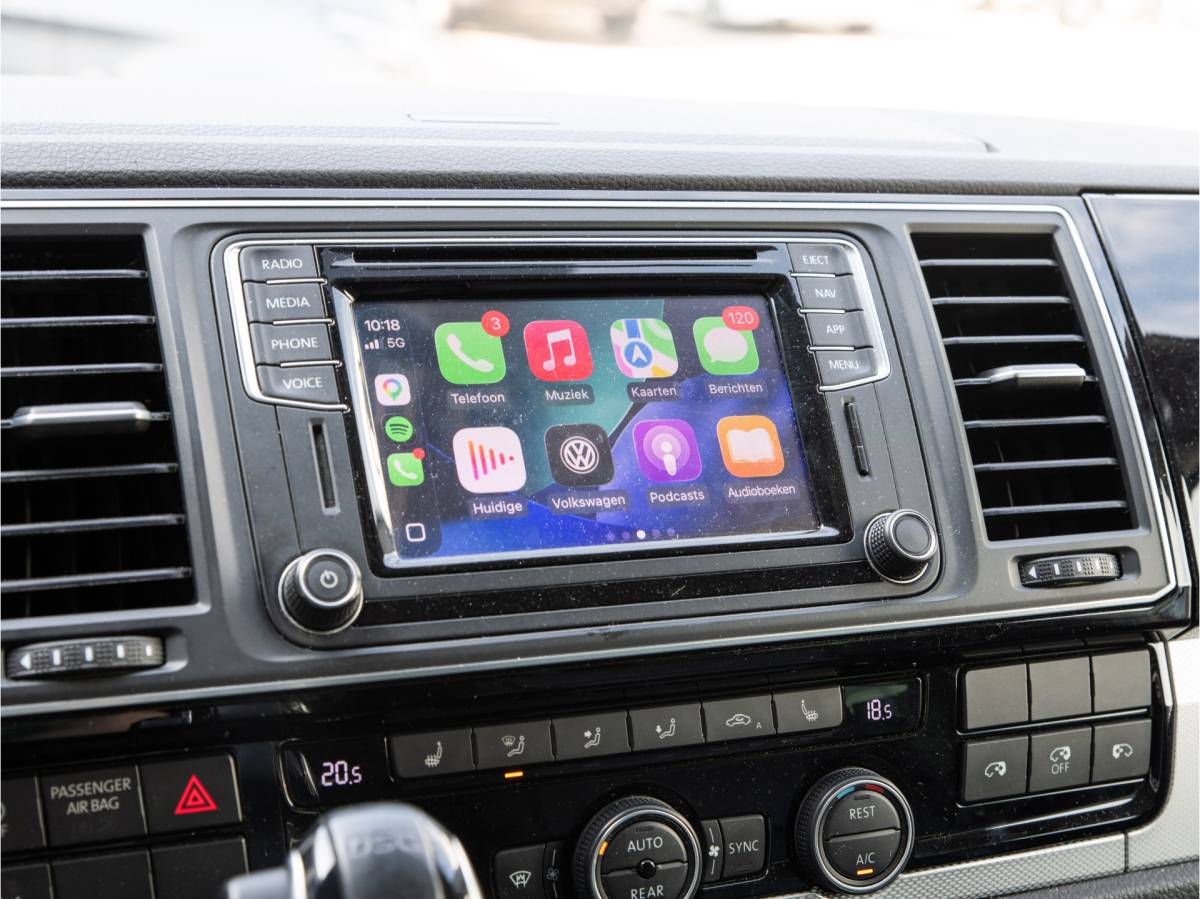 Volkswagen Transporter Volkswagen Transporter L2H1 DC Caravelle 2.0 TDI Highline lang DSG, BULLI, LEDER, CARPLAY, 20INCH, VOL