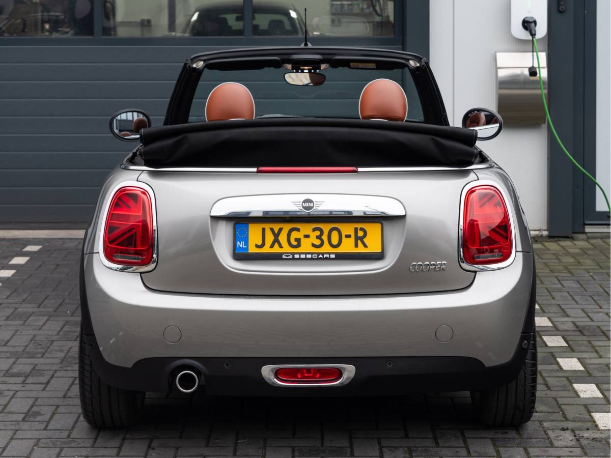 MINI Cooper Cabrio MINI Mini Cabrio 1.5 Cooper Chili AUTOMAAT, CHESTER LEDER, SPORTSTOELEN, NAVI, STOELVERWARMING, 2020 model