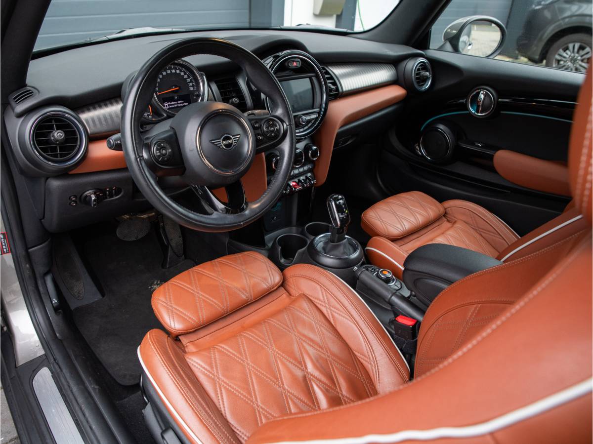 MINI Cooper Cabrio MINI Mini Cabrio 1.5 Cooper Chili AUTOMAAT, CHESTER LEDER, SPORTSTOELEN, NAVI, STOELVERWARMING, 2020 model