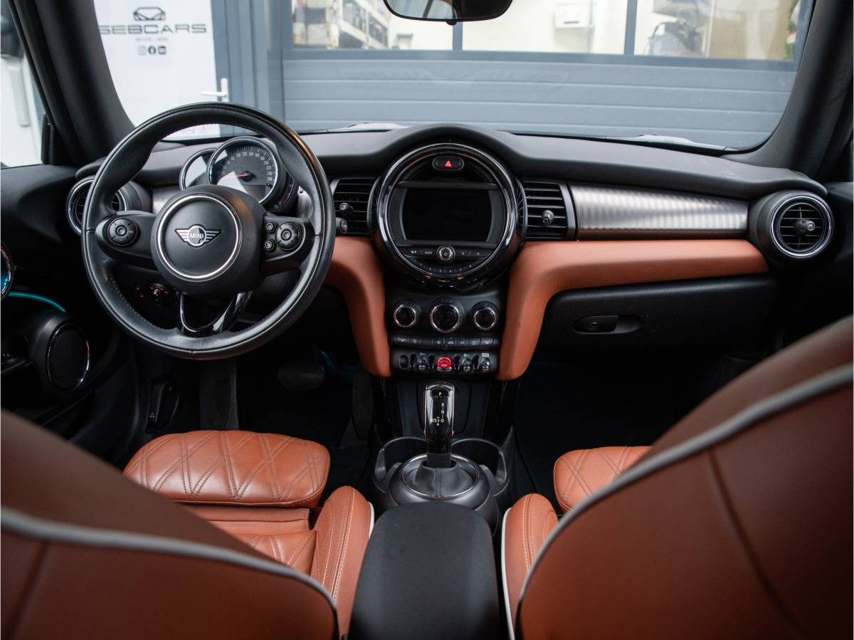 MINI Cooper Cabrio MINI Mini Cabrio 1.5 Cooper Chili AUTOMAAT, CHESTER LEDER, SPORTSTOELEN, NAVI, STOELVERWARMING, 2020 model