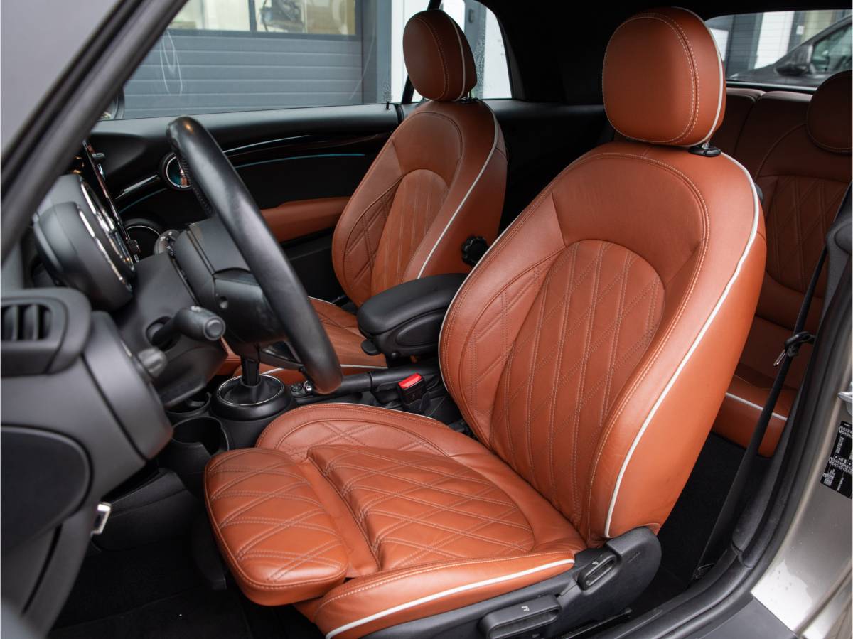 MINI Cooper Cabrio MINI Mini Cabrio 1.5 Cooper Chili AUTOMAAT, CHESTER LEDER, SPORTSTOELEN, NAVI, STOELVERWARMING, 2020 model