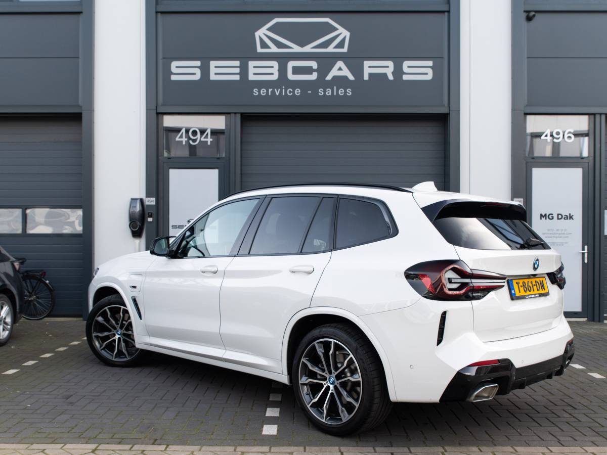 BMW X3 BMW X3 xDrive30e High Executive FACELIFT LCI, M SPORT, 20INCH, VERWARMD STUUR, APPLE CARPLAY, 2022