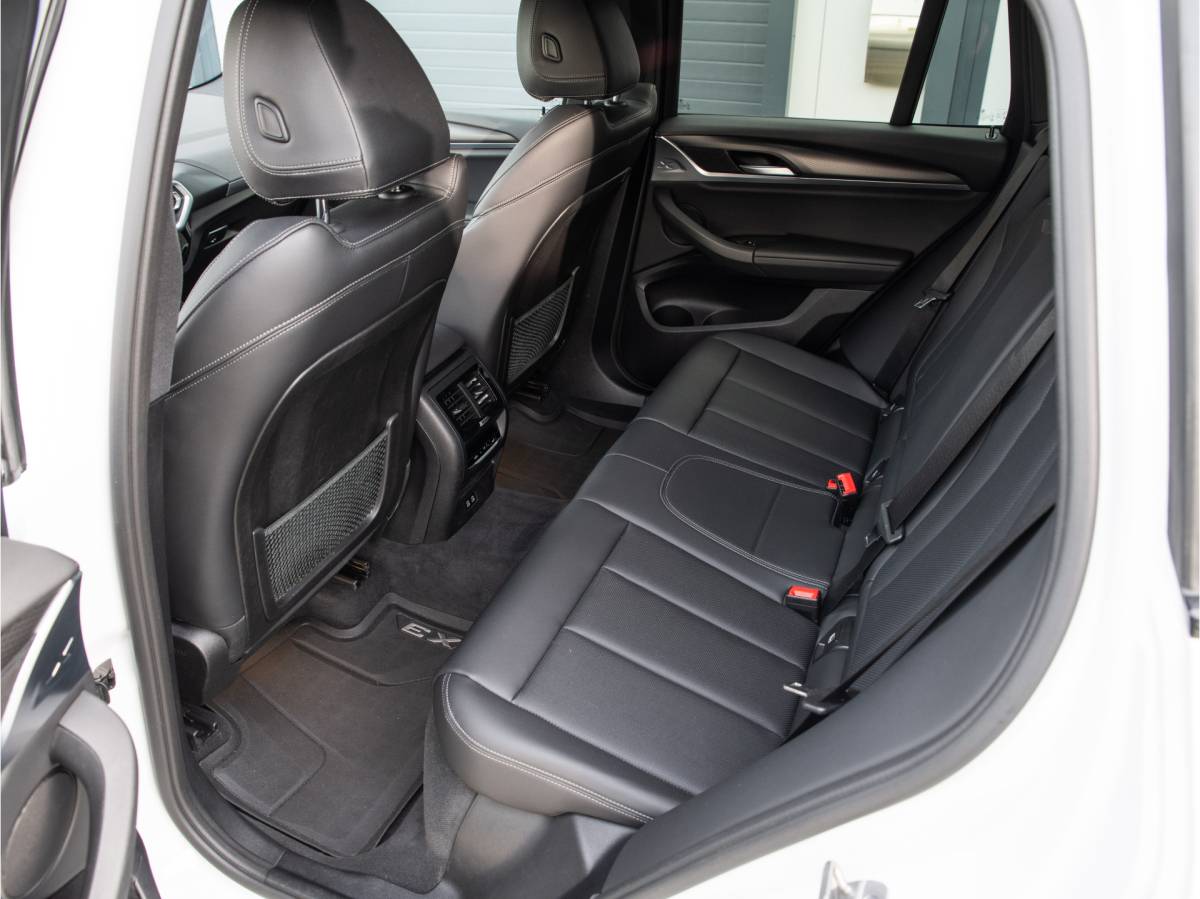 BMW X3 BMW X3 xDrive30e High Executive FACELIFT LCI, M SPORT, 20INCH, VERWARMD STUUR, APPLE CARPLAY, 2022