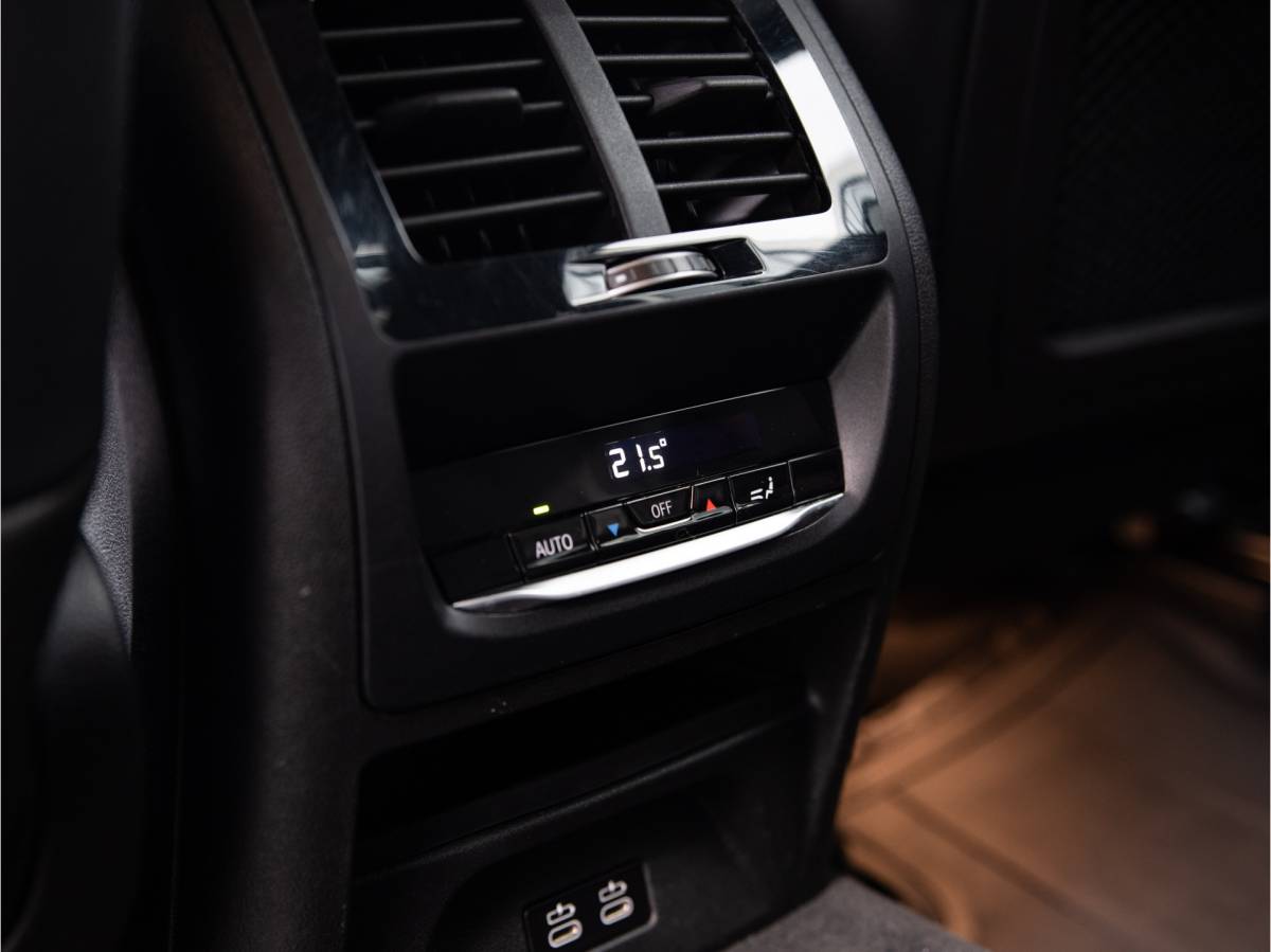 BMW X3 BMW X3 xDrive30e High Executive FACELIFT LCI, M SPORT, 20INCH, VERWARMD STUUR, APPLE CARPLAY, 2022
