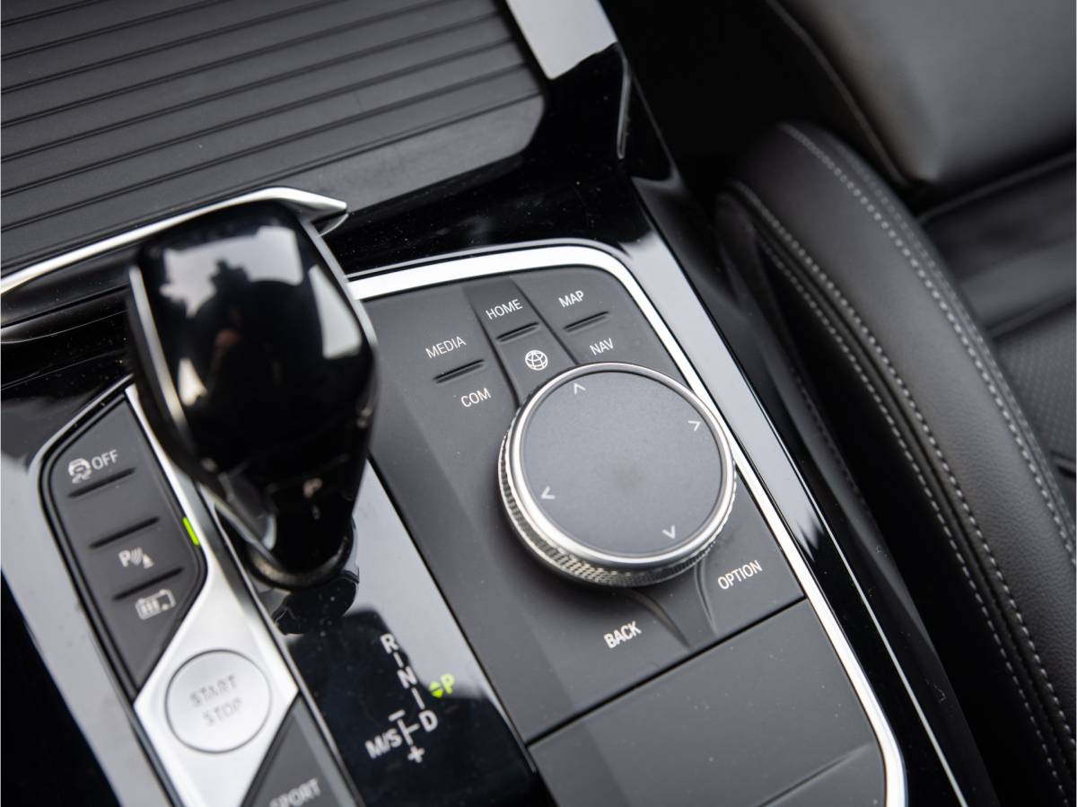 BMW X3 BMW X3 xDrive30e High Executive FACELIFT LCI, M SPORT, 20INCH, VERWARMD STUUR, APPLE CARPLAY, 2022
