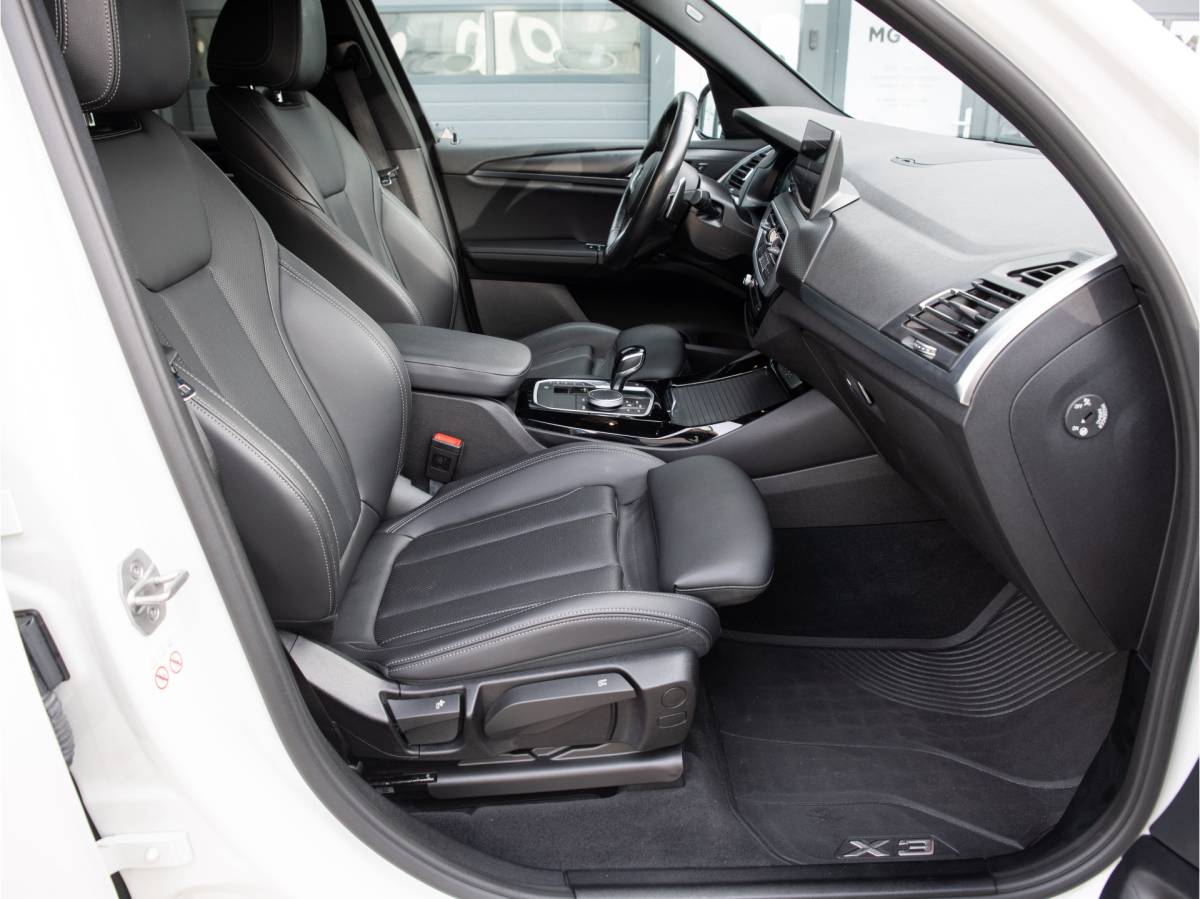 BMW X3 BMW X3 xDrive30e High Executive FACELIFT LCI, M SPORT, 20INCH, VERWARMD STUUR, APPLE CARPLAY, 2022