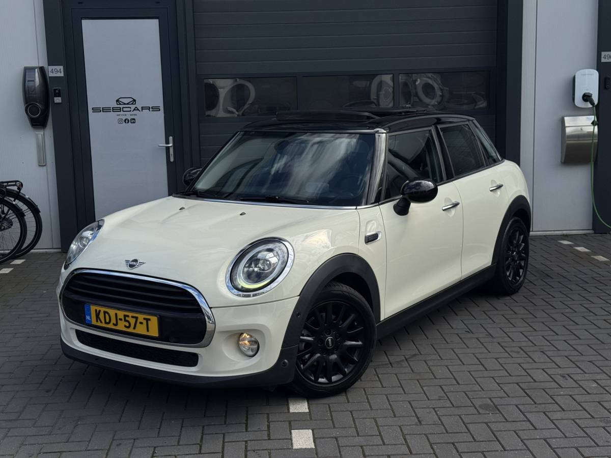 MINI Cooper MINI Mini 1.5 Cooper Business Edition PANO, CARPLAY, PDC, LED, 2019 FACELIFT