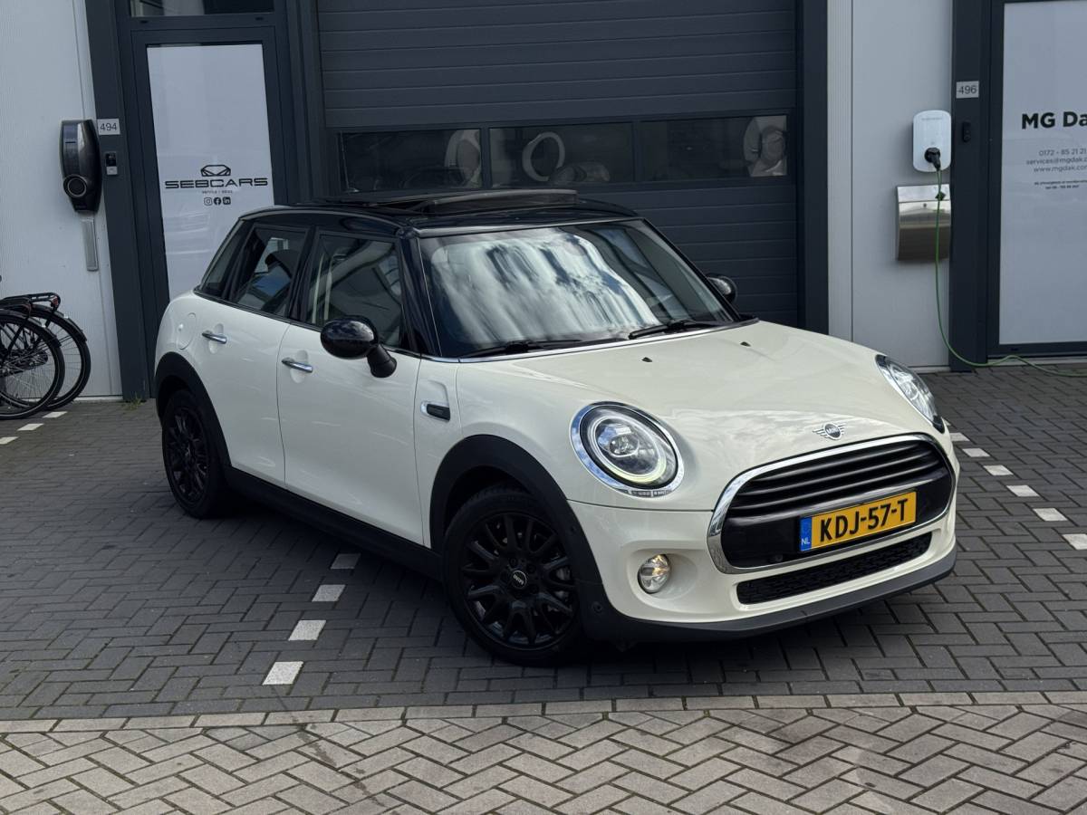 MINI Cooper MINI Mini 1.5 Cooper Business Edition PANO, CARPLAY, PDC, LED, 2019 FACELIFT