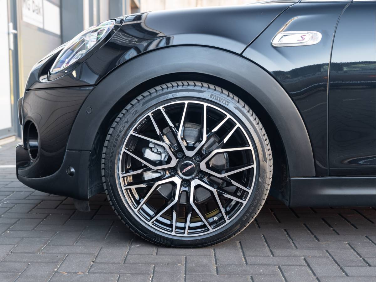 MINI Cooper S Cabrio MINI Mini Cabrio 2.0 Cooper S JCW SPORTSTOELEN, 18INCH, ADAPT CRUISE, AUTOMAAT