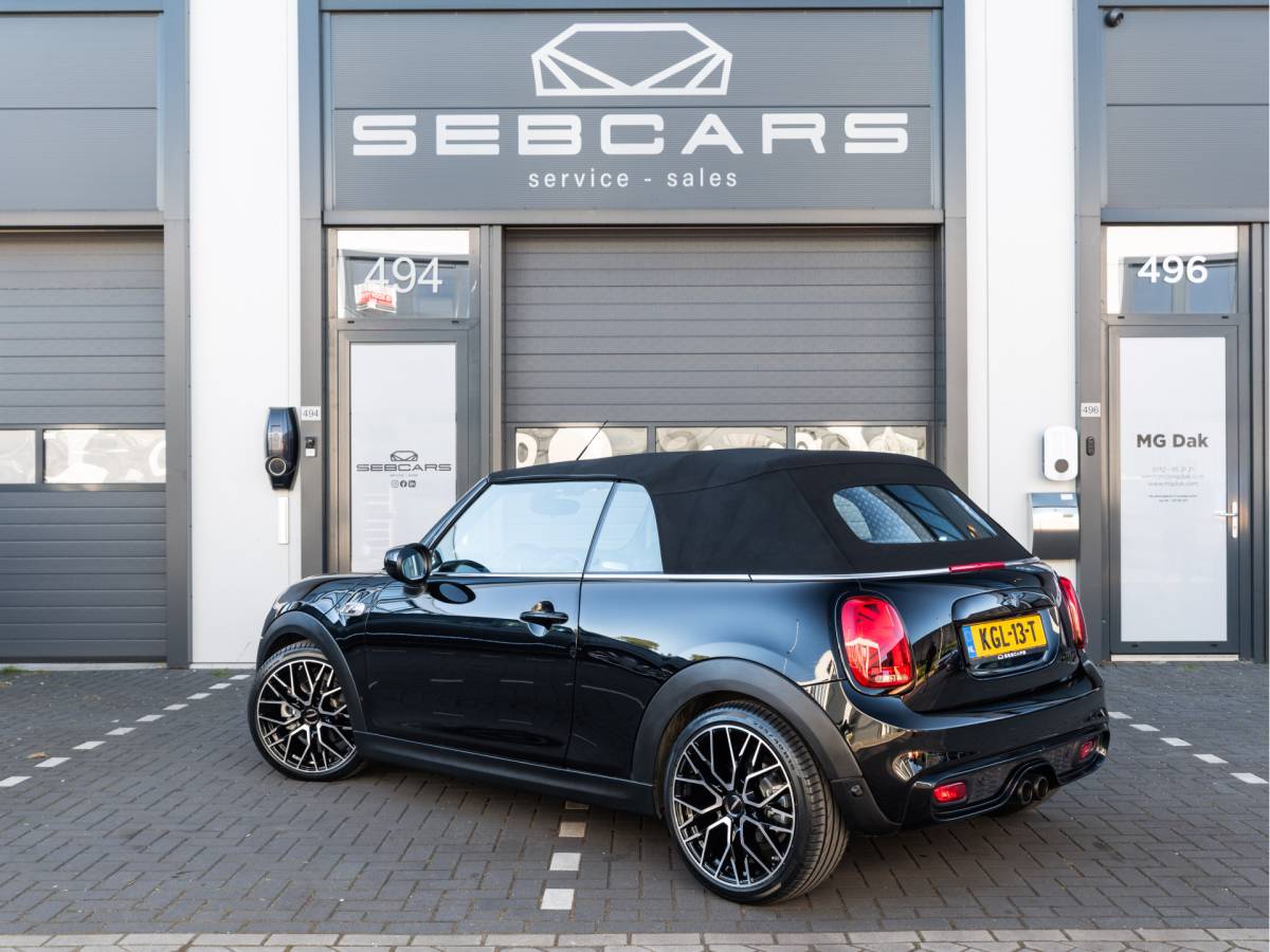 MINI Cooper S Cabrio MINI Mini Cabrio 2.0 Cooper S JCW SPORTSTOELEN, 18INCH, ADAPT CRUISE, AUTOMAAT