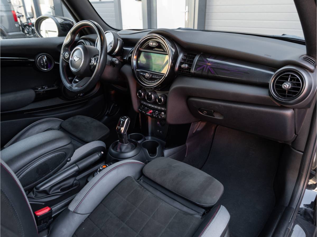 MINI Cooper S Cabrio MINI Mini Cabrio 2.0 Cooper S JCW SPORTSTOELEN, 18INCH, ADAPT CRUISE, AUTOMAAT