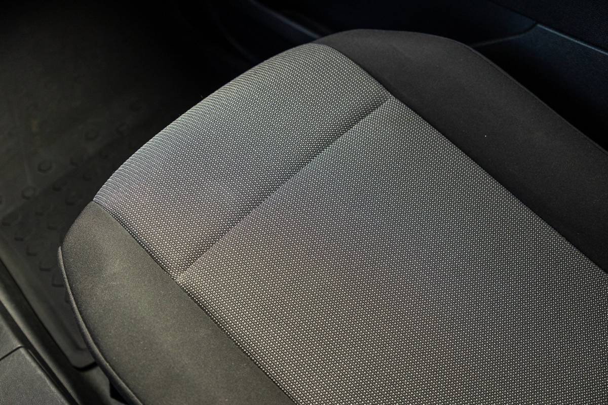 Peugeot Partner Peugeot Partner 1.5 BlueHDI Premium Kasteninrichting I Airco I Cruise I Apple I Android I Parkeersensoren
