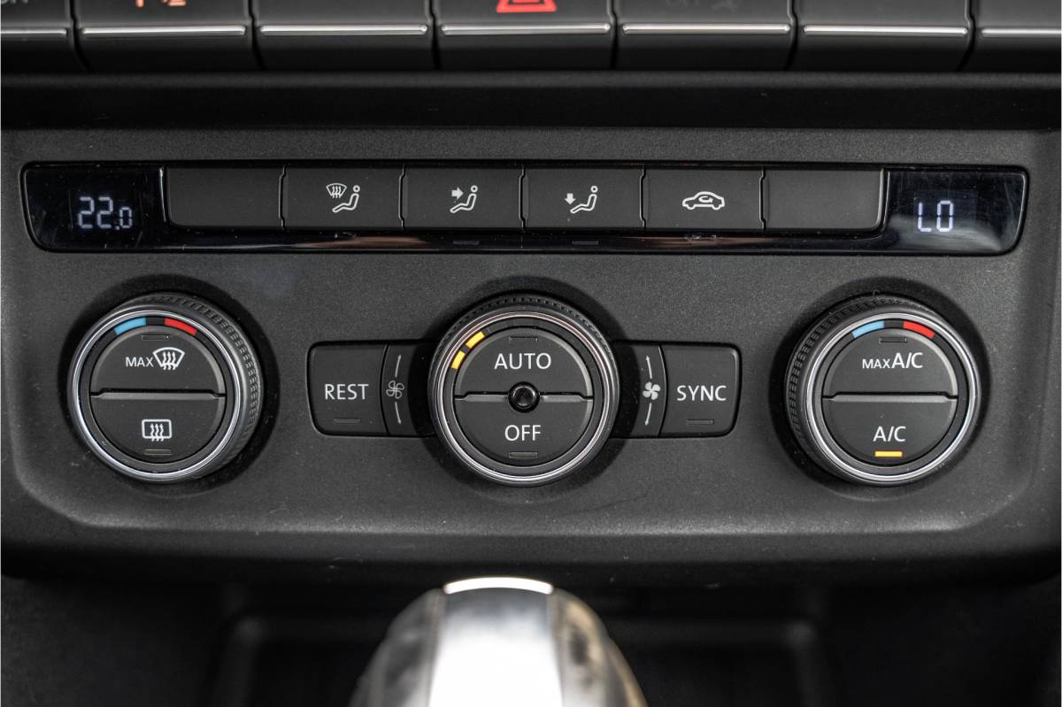 Volkswagen Amarok Volkswagen Amarok Highline V6 3.0 TDI 4×4 | 258 PK | 1ste Eigenaar | LED | Camera | Carplay | Cruise | Trekhaak | Airco