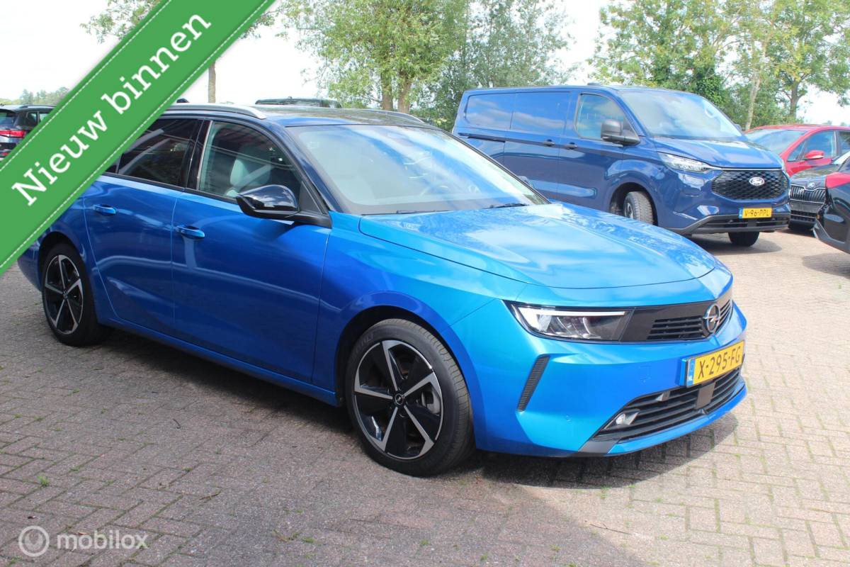Opel Astra Opel Astra Sports Tourer 1.6 Turbo Plug In Hybrid GS AGR/ACC/Trekhaak