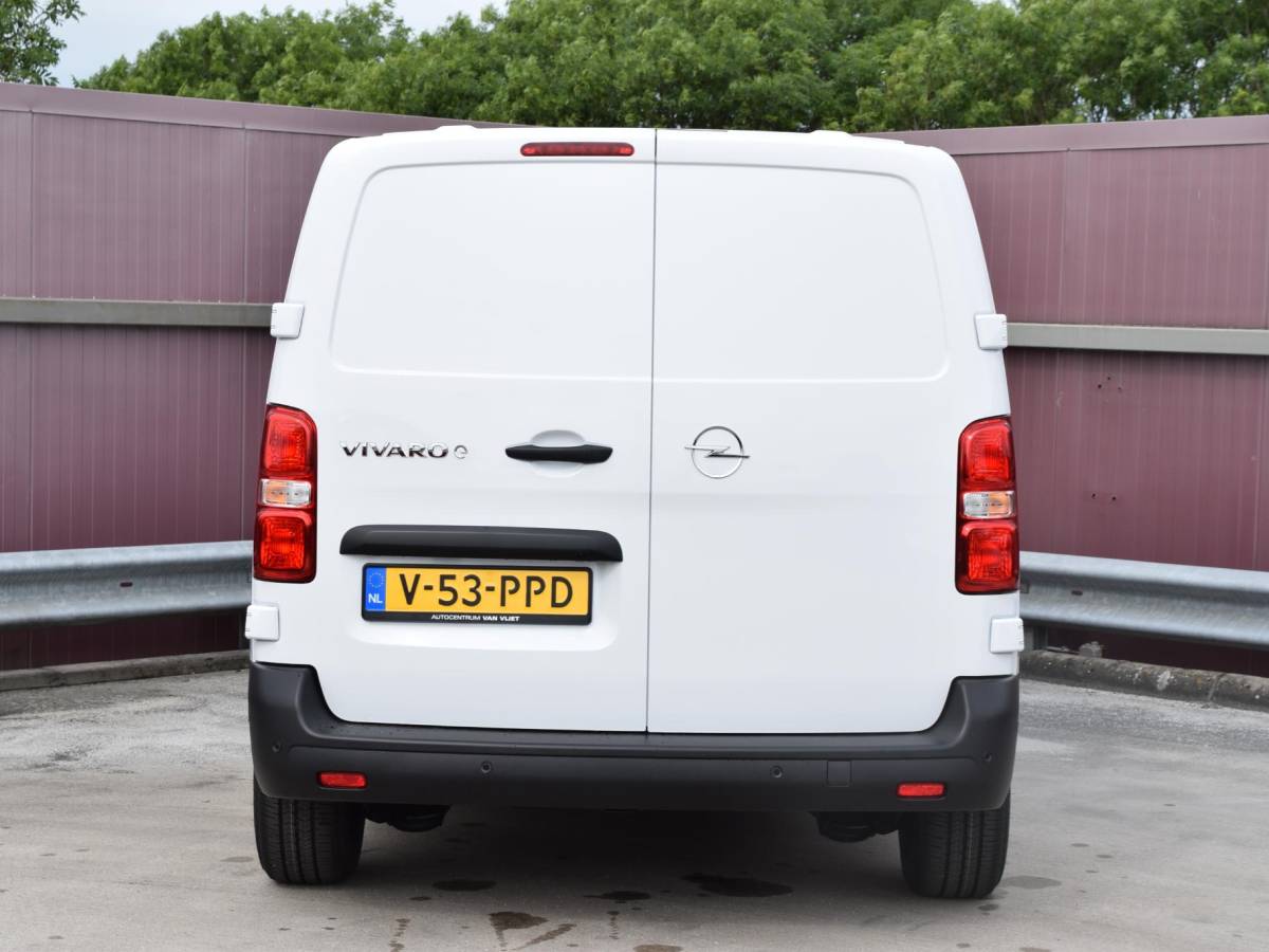 Opel Vivaro-e Opel Vivaro Electric L2 75 kWh | tot 8 jaar garantie | laadruimtebetimmering | dodehoek detectie | Apple Carplay | camera | parkeersensoren voor & achter | Comfort scheidingswand | rijklaarprijs