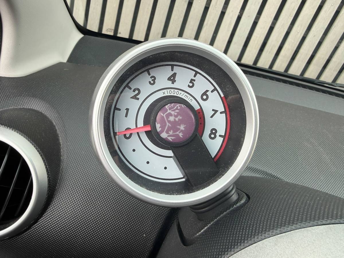 Peugeot 107 Peugeot 107 1.0 Envy Airco /Navigatie /Bluetooth