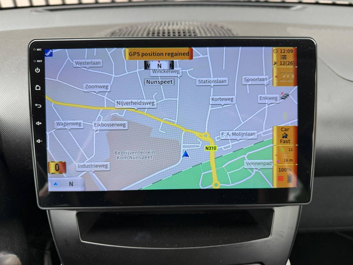 Peugeot 107 Peugeot 107 1.0 Envy Airco /Navigatie /Bluetooth