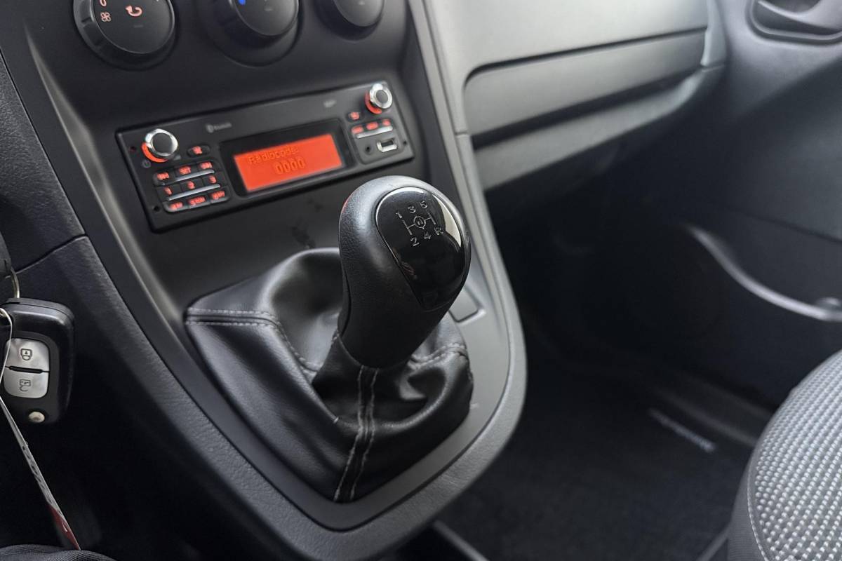 Mercedes-Benz Citan Mercedes-Benz Citan 108 CDI BlueEFFICIENCY Trekhaak | Schuifdeur rechts | Start/stop systeem |