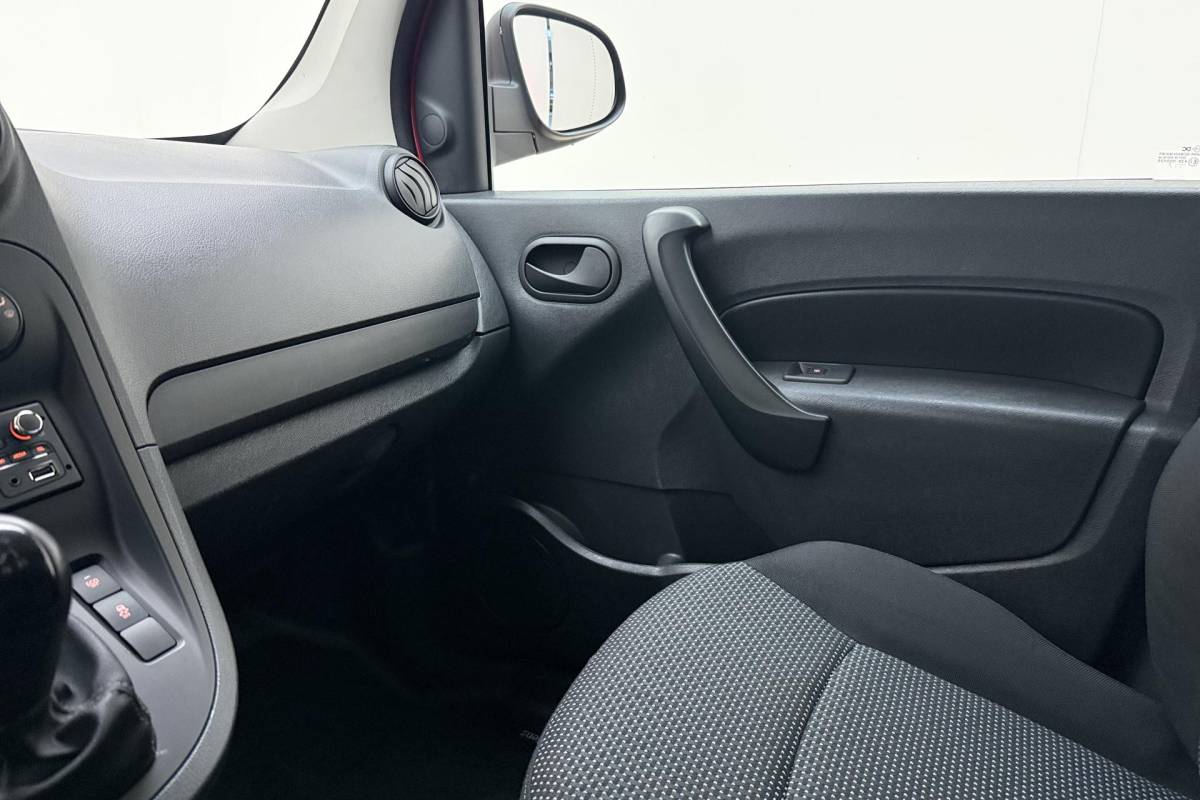 Mercedes-Benz Citan Mercedes-Benz Citan 108 CDI BlueEFFICIENCY Trekhaak | Schuifdeur rechts | Start/stop systeem |