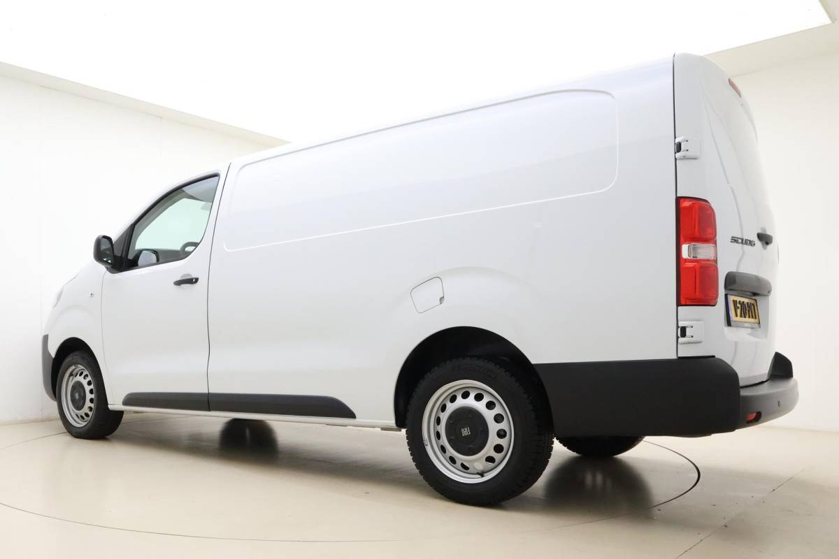 Fiat Scudo Fiat Scudo 2.0 Diesel 145pk L3 | Navigatie |  3 Zitplaatsen | Achteruitrijcamera | Airco | Apple Carplay/Android Auto | Laadruimte betimmering | 2500 kg trekgewicht | Digitaal dashboard