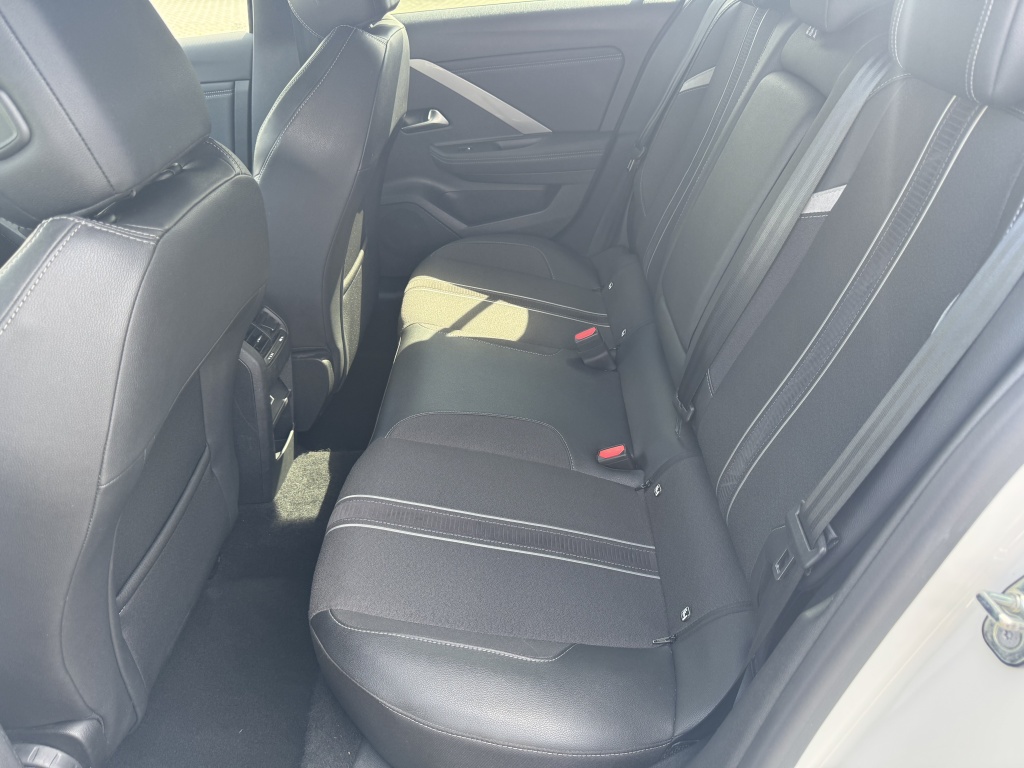 Opel Astra Opel Astra 1.2 Bns Elegance
