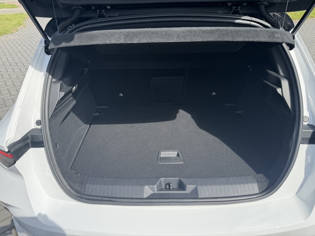 Opel Astra Opel Astra 1.2 Bns Elegance
