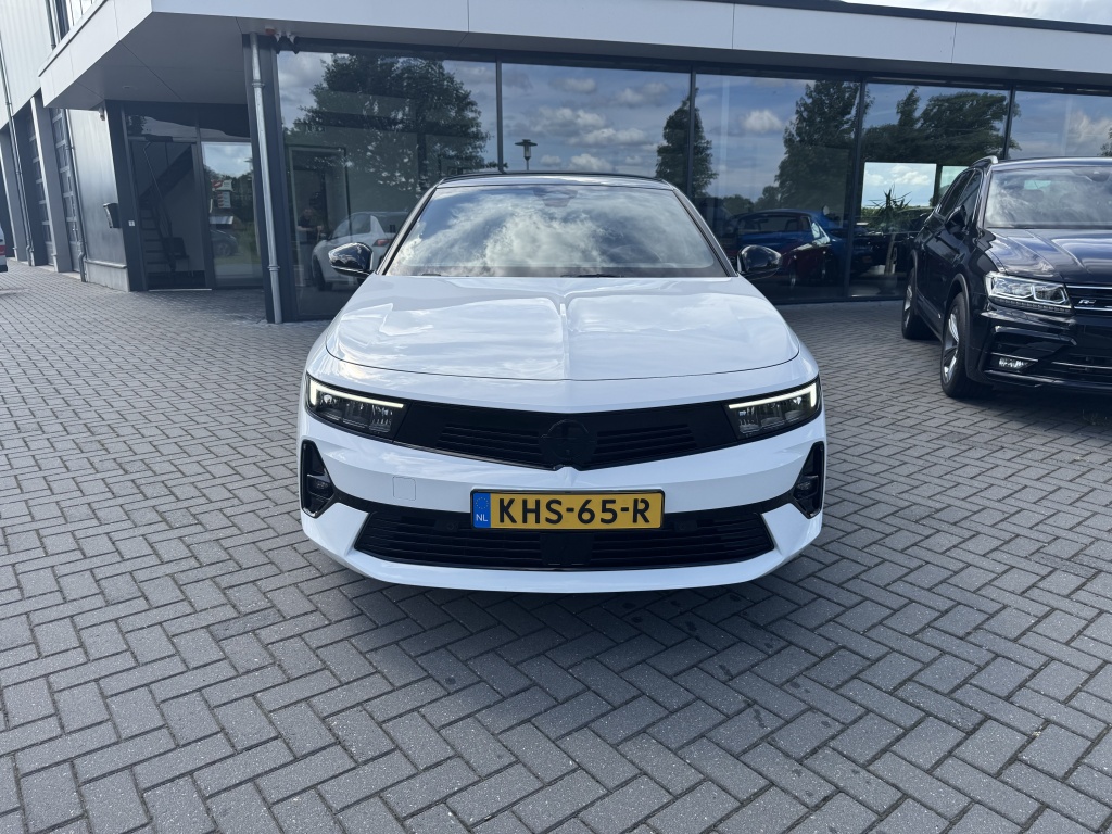 Opel Astra Opel Astra 1.2 Bns Elegance