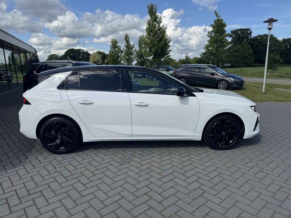 Opel Astra Opel Astra 1.2 Bns Elegance