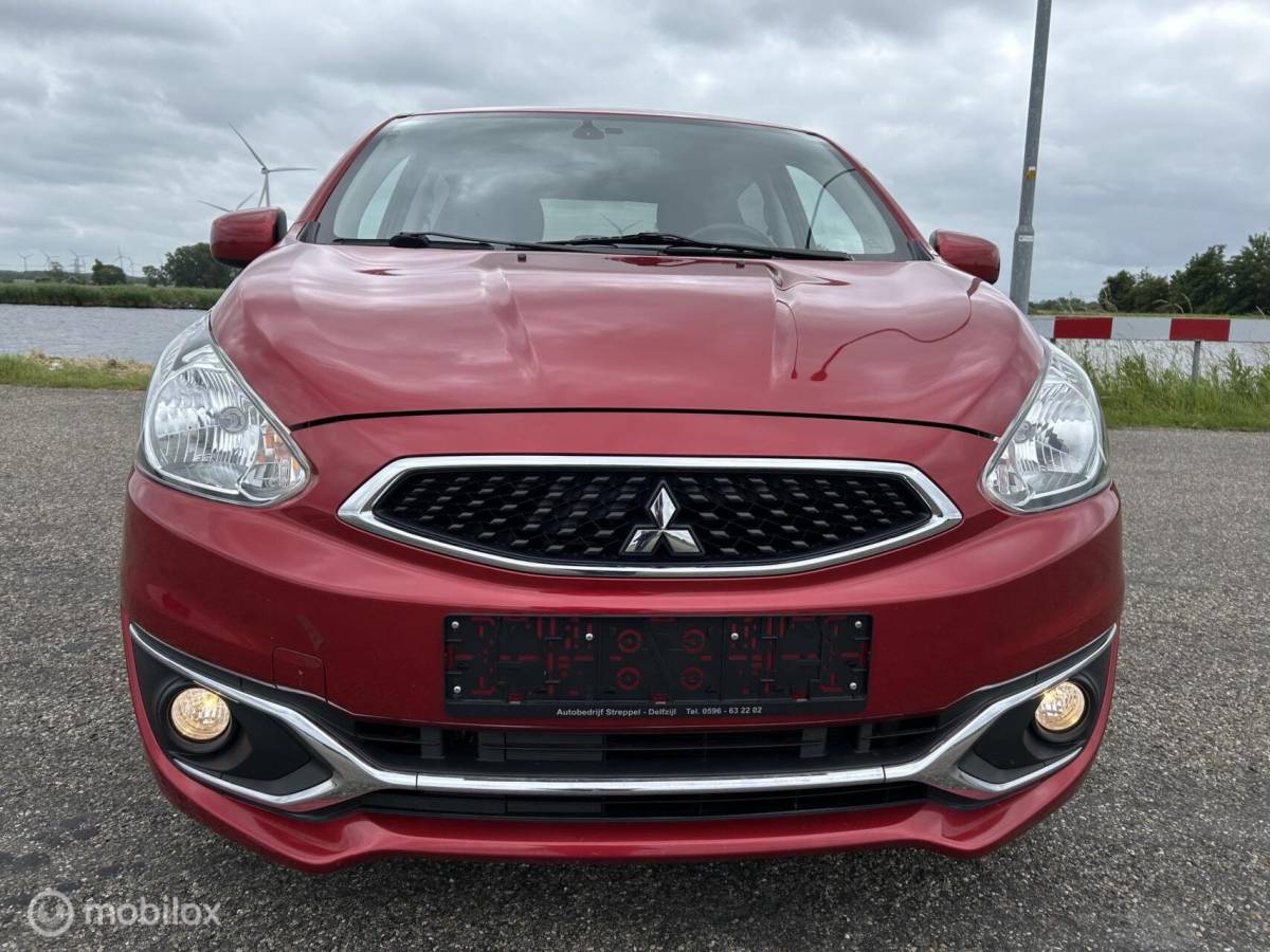 Mitsubishi Space Star Mitsubishi Space Star 1.2 Life ,  Cruise control ,Navigatie