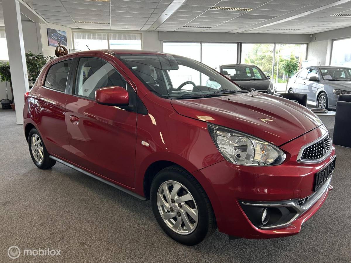 Mitsubishi Space Star Mitsubishi Space Star 1.2 Life ,  Cruise control ,Navigatie