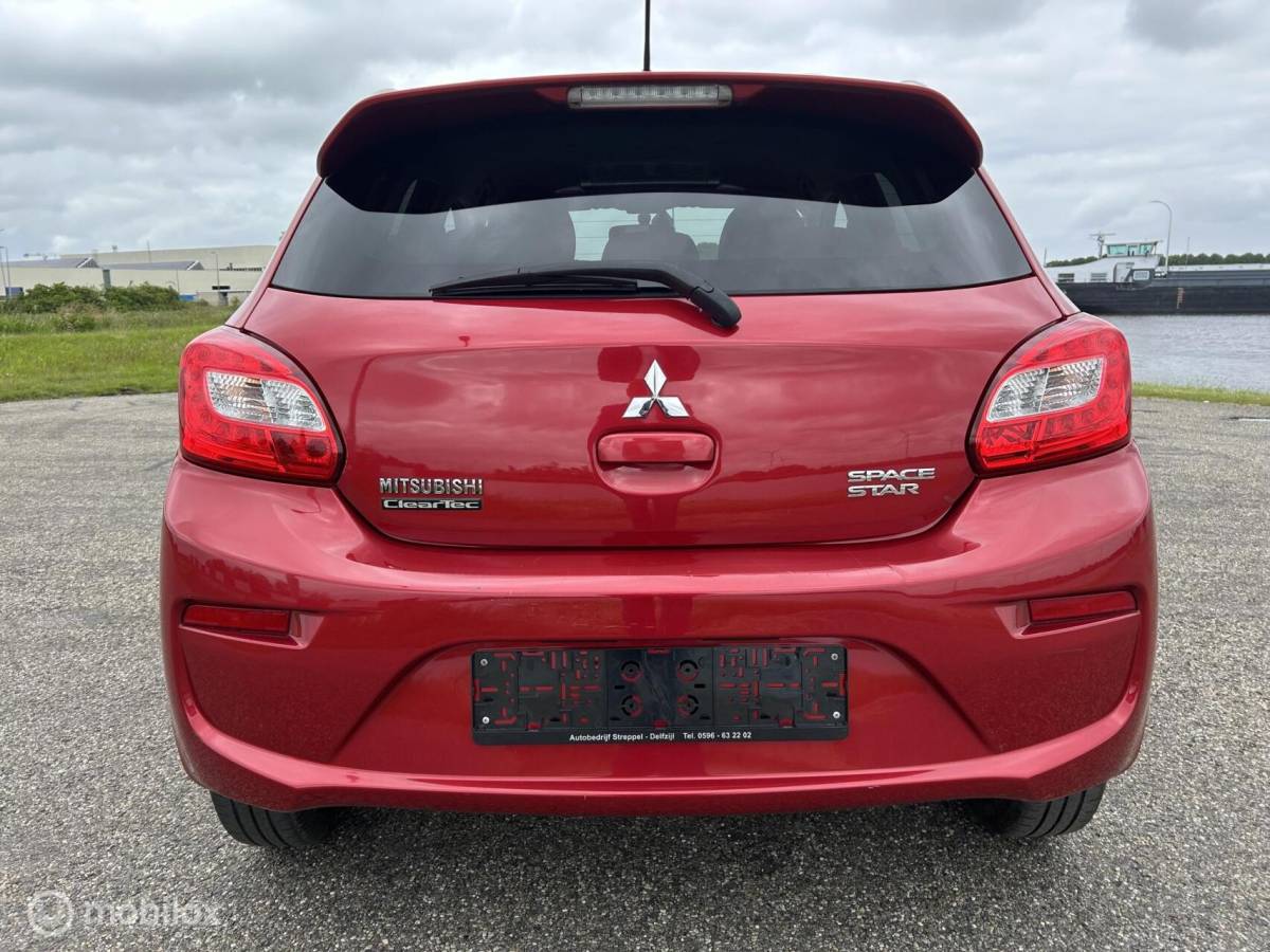 Mitsubishi Space Star Mitsubishi Space Star 1.2 Life ,  Cruise control ,Navigatie