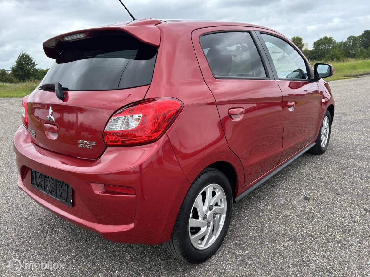 Mitsubishi Space Star Mitsubishi Space Star 1.2 Life ,  Cruise control ,Navigatie