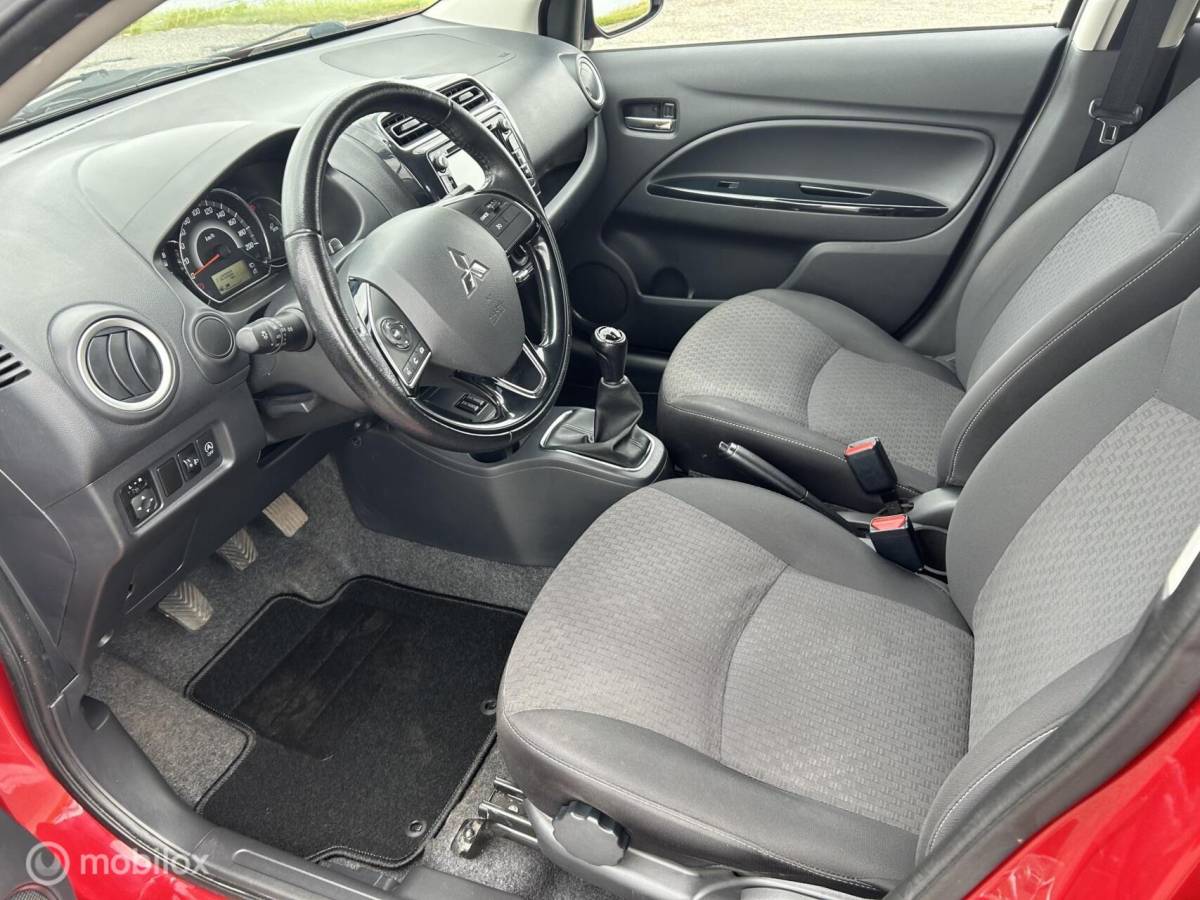 Mitsubishi Space Star Mitsubishi Space Star 1.2 Life ,  Cruise control ,Navigatie