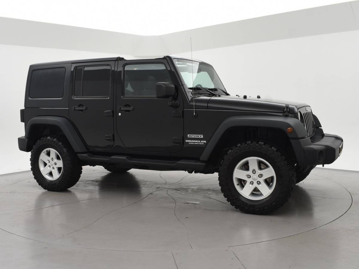 Jeep Wrangler Jeep Wrangler 2.8 CRD 200 PK SPORT AUT. 4X4 GRIJS KENTEKEN *MARGE* + TREKHAAK