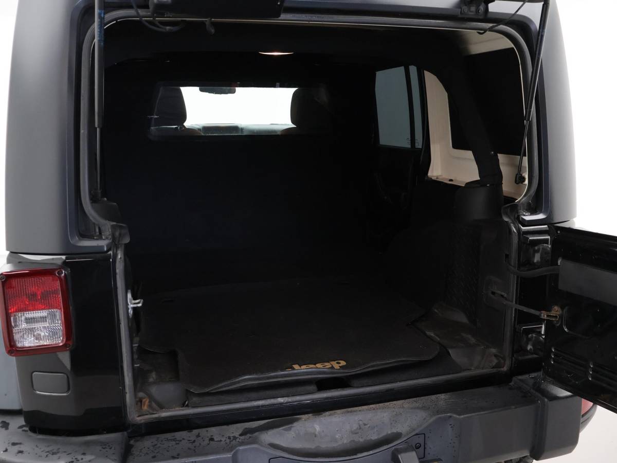 Jeep Wrangler Jeep Wrangler 2.8 CRD 200 PK SPORT AUT. 4X4 GRIJS KENTEKEN *MARGE* + TREKHAAK