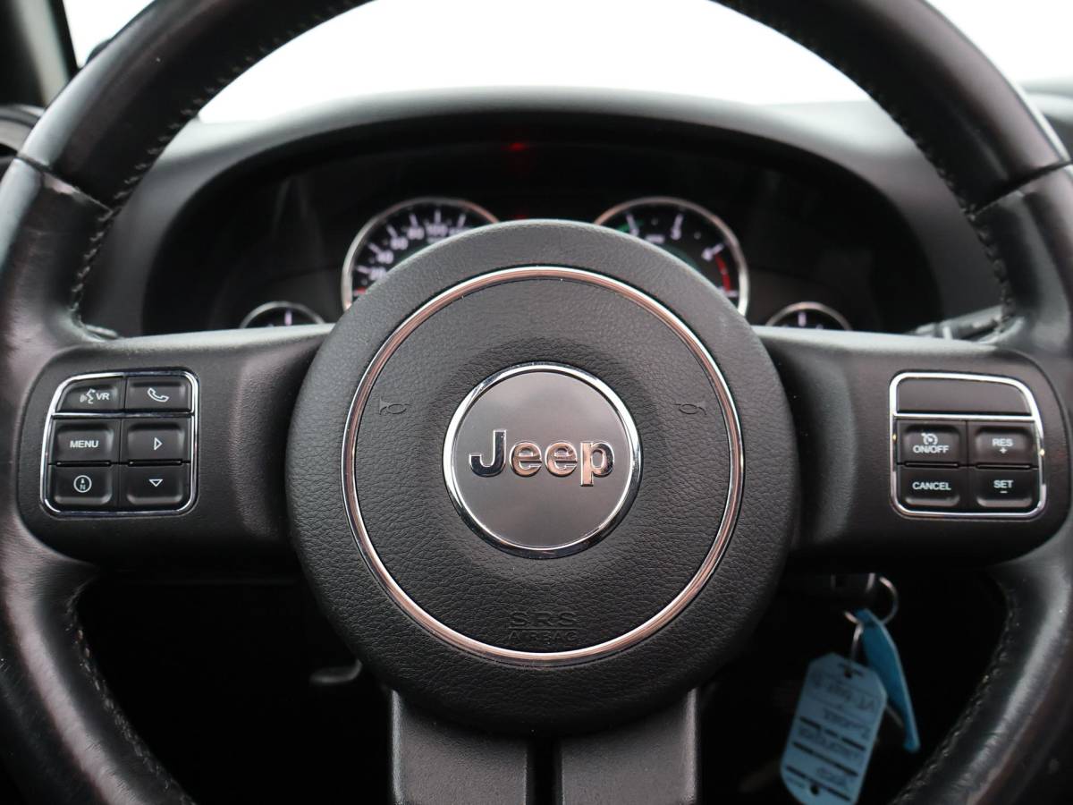 Jeep Wrangler Jeep Wrangler 2.8 CRD 200 PK SPORT AUT. 4X4 GRIJS KENTEKEN *MARGE* + TREKHAAK