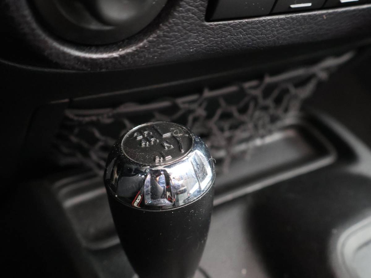 Jeep Wrangler Jeep Wrangler 2.8 CRD 200 PK SPORT AUT. 4X4 GRIJS KENTEKEN *MARGE* + TREKHAAK