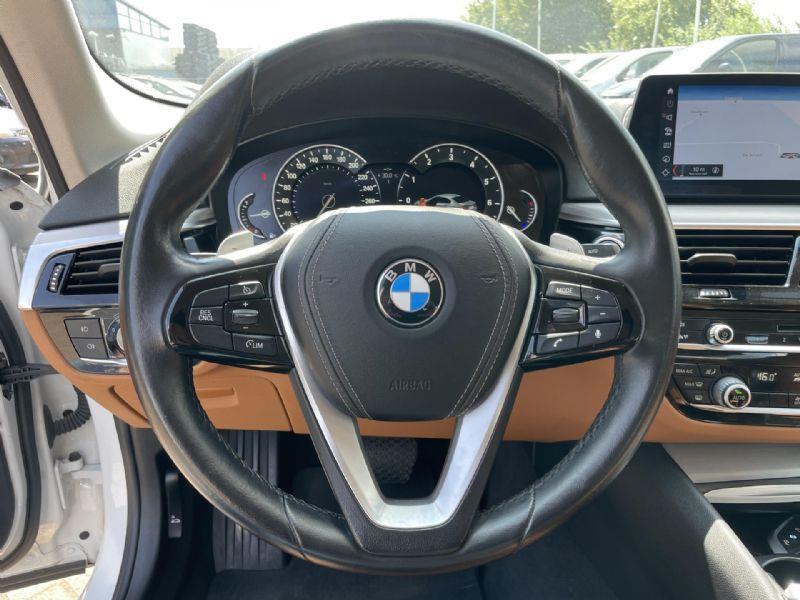 BMW 5 Serie BMW 5 Serie 530i Executive, AUTOMAAT, 1E EIG, NAP, VOLLEDIGE OH BESCHIKBAAR!