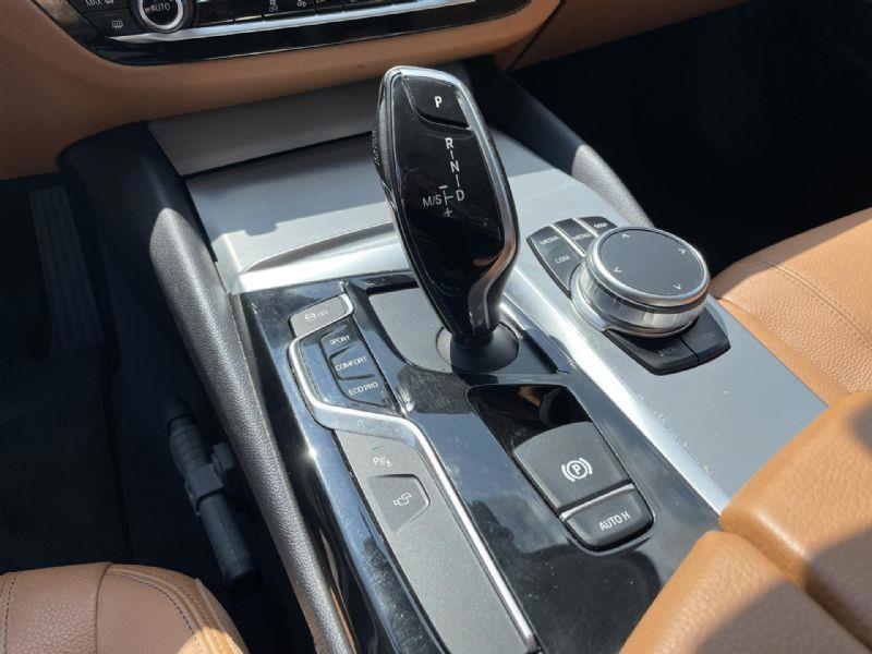 BMW 5 Serie BMW 5 Serie 530i Executive, AUTOMAAT, 1E EIG, NAP, VOLLEDIGE OH BESCHIKBAAR!