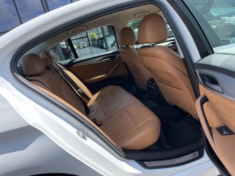 BMW 5 Serie BMW 5 Serie 530i Executive, AUTOMAAT, 1E EIG, NAP, VOLLEDIGE OH BESCHIKBAAR!