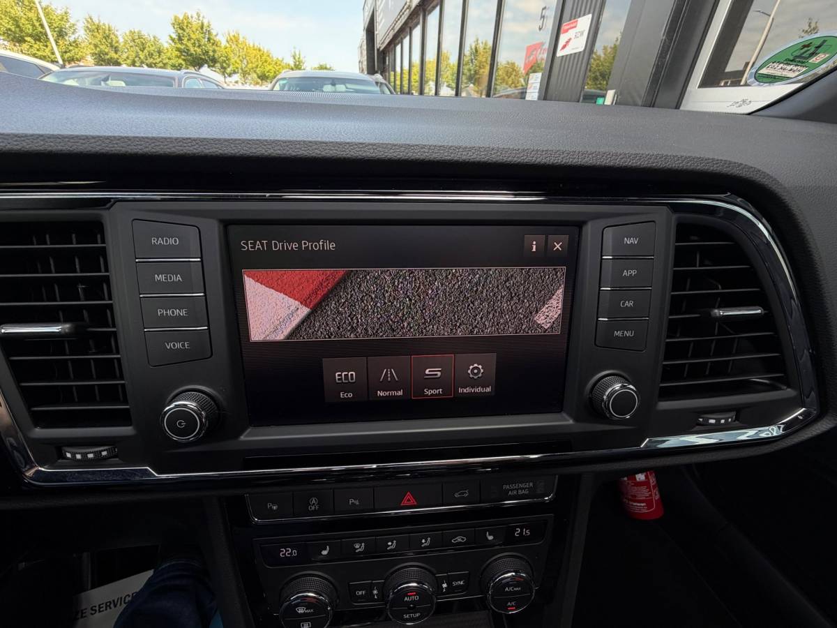 SEAT Ateca SEAT Ateca 1.5 TSI FR / Pano/Carplay/Leder/Trekhaak