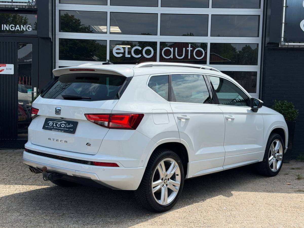 SEAT Ateca SEAT Ateca 1.5 TSI FR / Pano/Carplay/Leder/Trekhaak