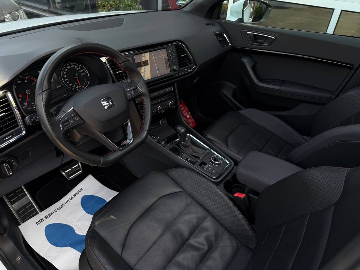 SEAT Ateca SEAT Ateca 1.5 TSI FR / Pano/Carplay/Leder/Trekhaak