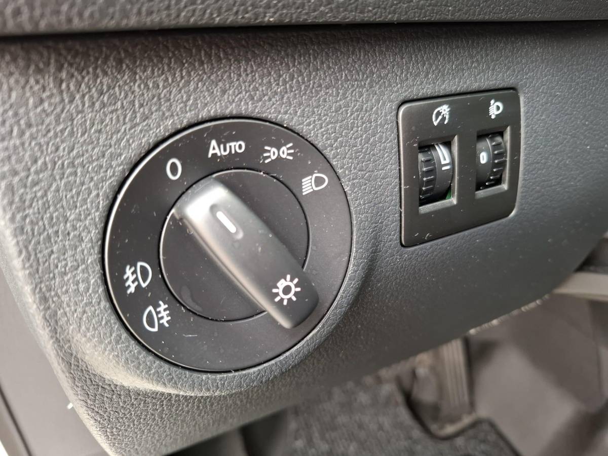 Volkswagen Caddy Volkswagen Caddy 2.0 TDI L2H1 BMT 4Motion Maxi Highline DUBBELE SCHUIFDEUR / AUTOMAAT / EURO 6 / 4X4 / NAVI