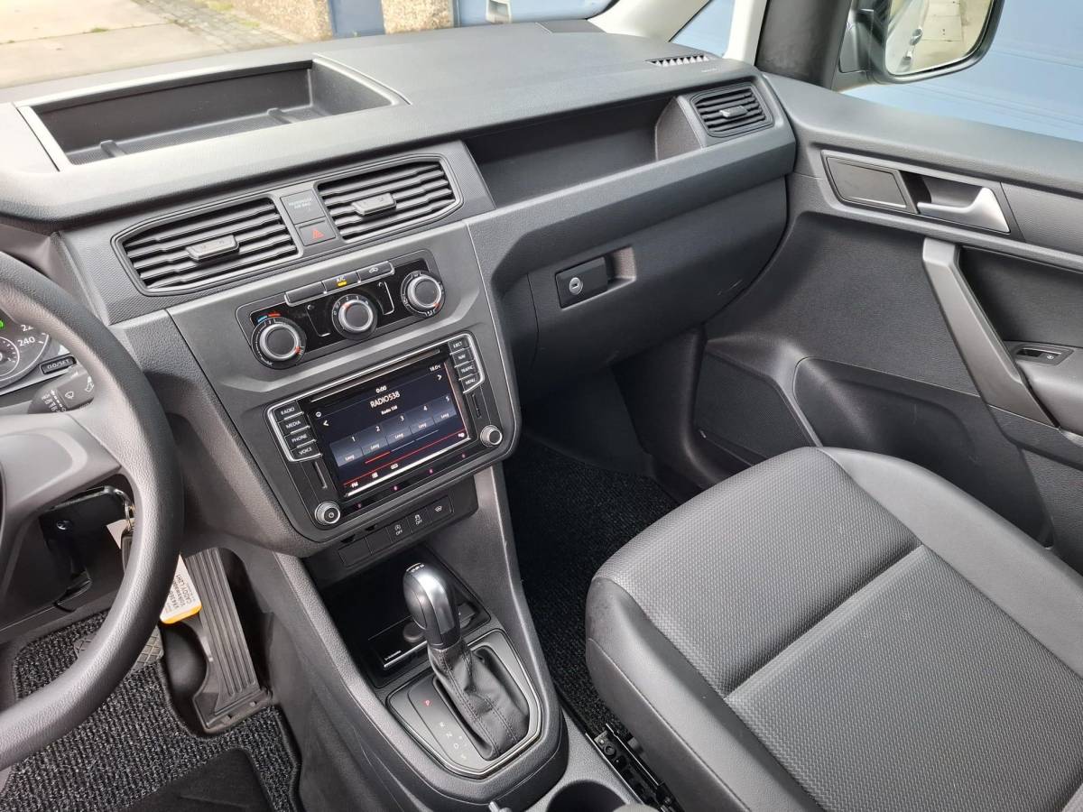 Volkswagen Caddy Volkswagen Caddy 2.0 TDI L2H1 BMT 4Motion Maxi Highline DUBBELE SCHUIFDEUR / AUTOMAAT / EURO 6 / 4X4 / NAVI