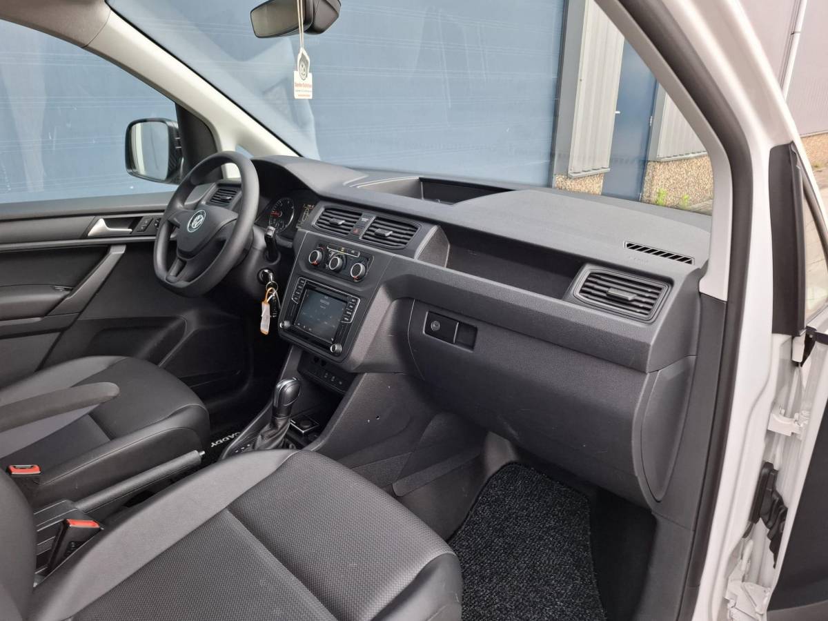 Volkswagen Caddy Volkswagen Caddy 2.0 TDI L2H1 BMT 4Motion Maxi Highline DUBBELE SCHUIFDEUR / AUTOMAAT / EURO 6 / 4X4 / NAVI