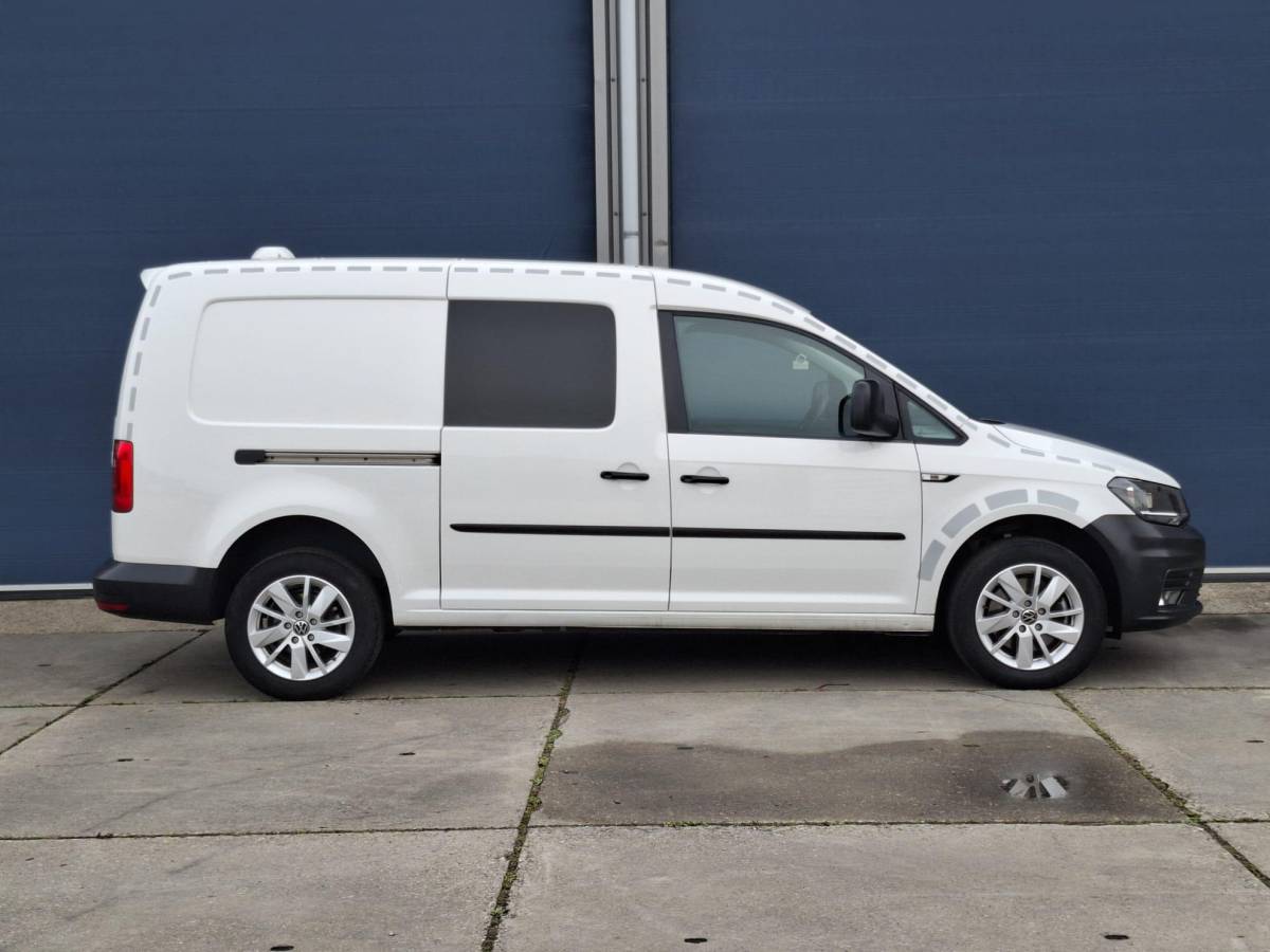Volkswagen Caddy Volkswagen Caddy 2.0 TDI L2H1 BMT 4Motion Maxi Highline DUBBELE SCHUIFDEUR / AUTOMAAT / EURO 6 / 4X4 / NAVI