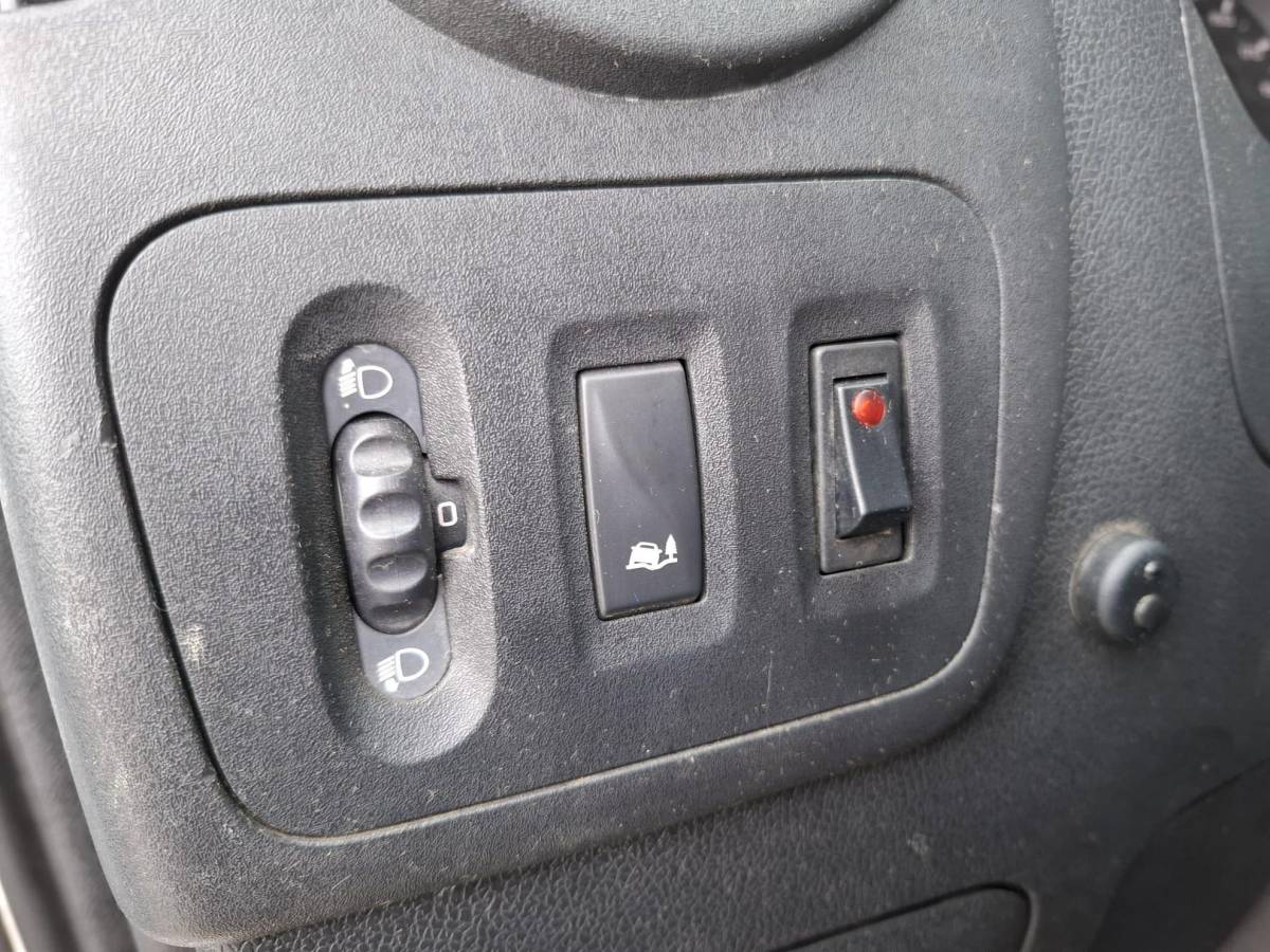 Renault Master Renault Master T35 2.3 dCi L2H2 AIRCO / CRUISE CONTROLE / IMPERIAL / TREKHAAK / EURO 6