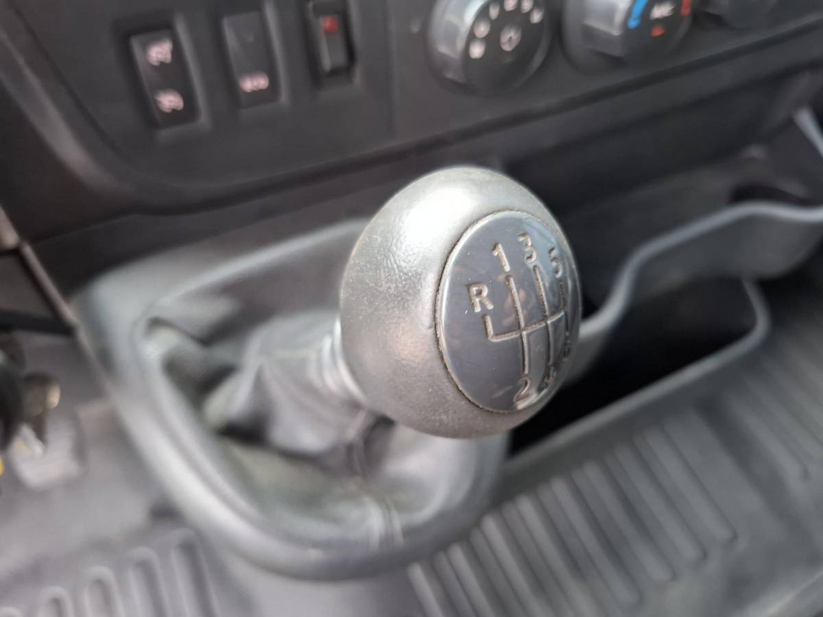 Renault Master Renault Master T35 2.3 dCi L2H2 AIRCO / CRUISE CONTROLE / IMPERIAL / TREKHAAK / EURO 6