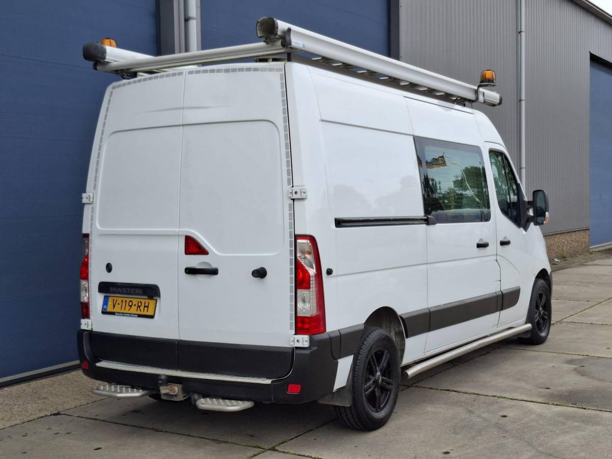 Renault Master Renault Master T35 2.3 dCi L2H2 AIRCO / CRUISE CONTROLE / IMPERIAL / TREKHAAK / EURO 6